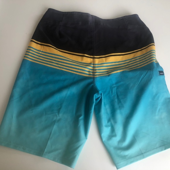 Set of 4 pairs of O’Neill board shorts: 30” waist - Picture 7 of 9